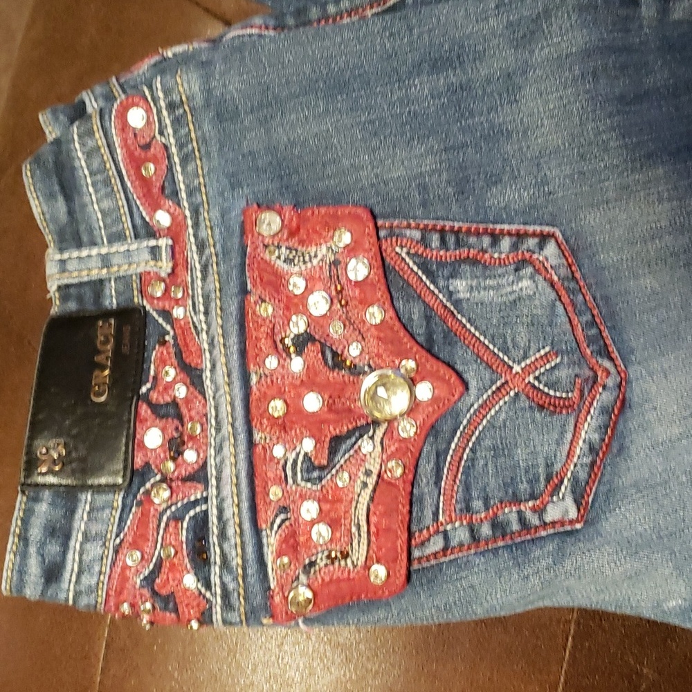 Grace in LA Jeans